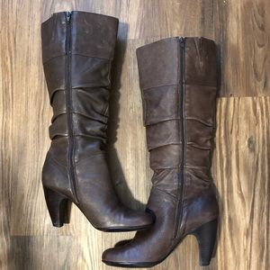 Sofft tall brown leather slouchy boot